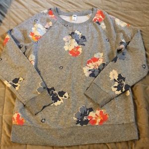 Sweatshirt with floral print